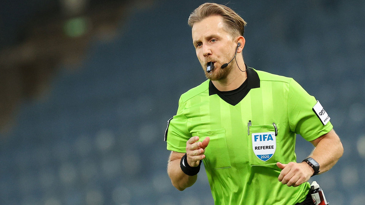Referee Communication